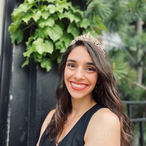 Meet your Posher, Olivia